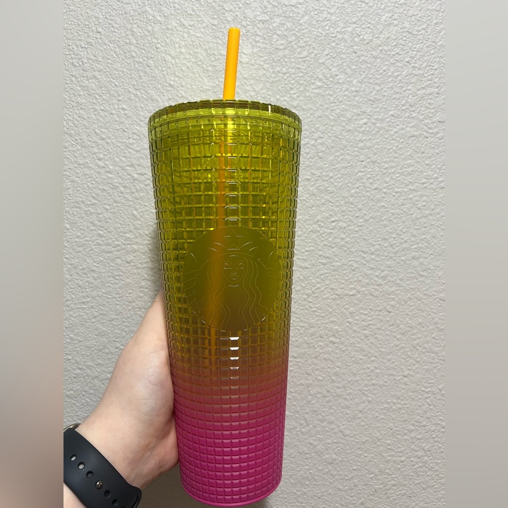 Starbucks 24oz Grid Tumbler NWT